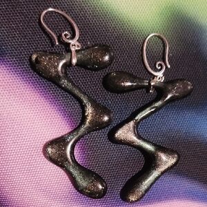 Unique Black and Green Zig Zag Abstract Earrings.